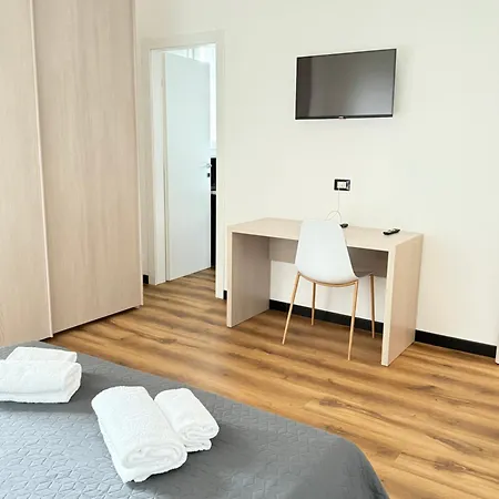 Πανσιόν Infinity House - Eleganza Moderna Tra Treviso E Venezia