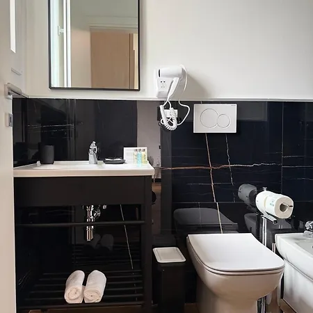 Πανσιόν Infinity House - Eleganza Moderna Tra Treviso E Venezia Casièr