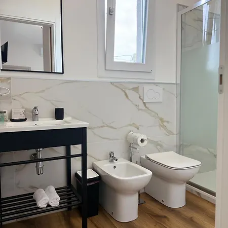 Infinity House - Eleganza Moderna Tra Treviso E Venezia Guest house *